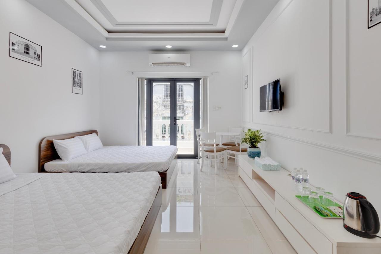Saigon Authentic - Signature Walking Neighborhood & Tour, Cooking Class, Fresh Breakfast, Gym & Rooftop Billiard